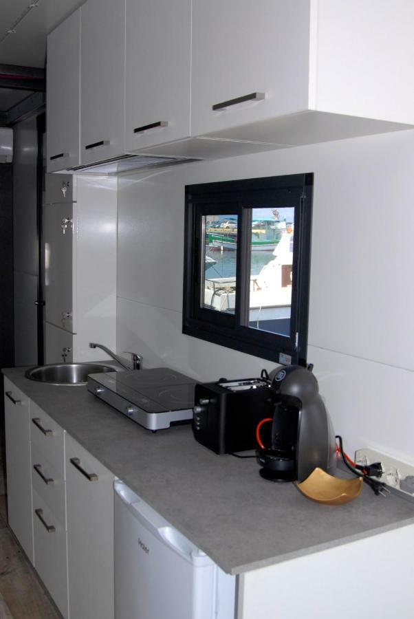House Boat Luxury Cagliari Hotel Exterior photo